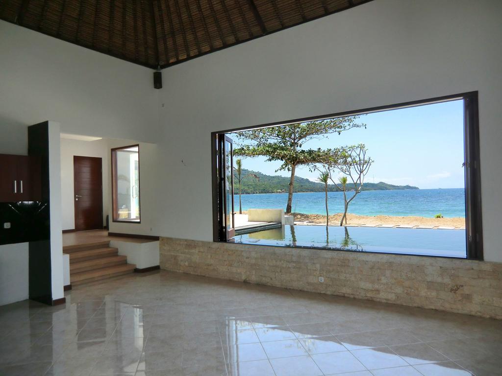 Star Sand Beach Resort Sekotong Exterior photo